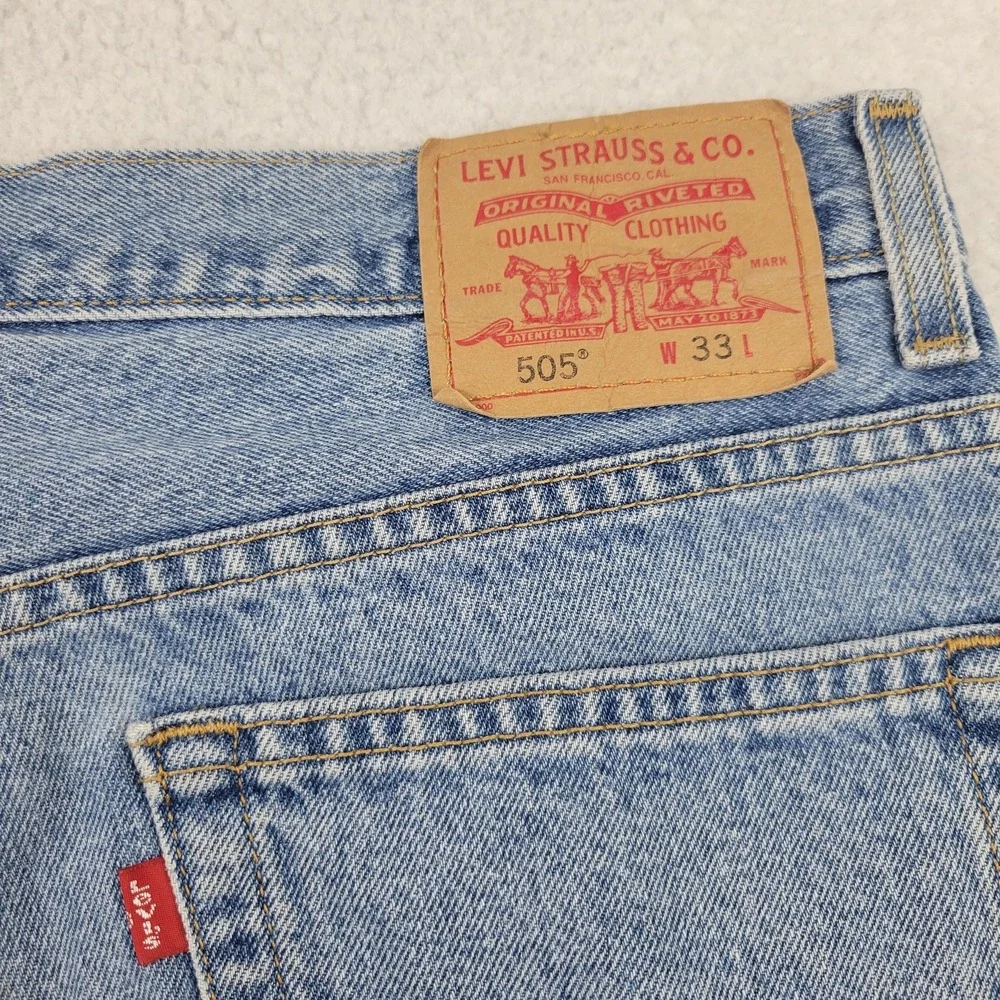 Levis 505 Shorts Mens 33 Blue Denim Regular Fit High Rise Zipper Fly Jeans - Picture 9 of 9